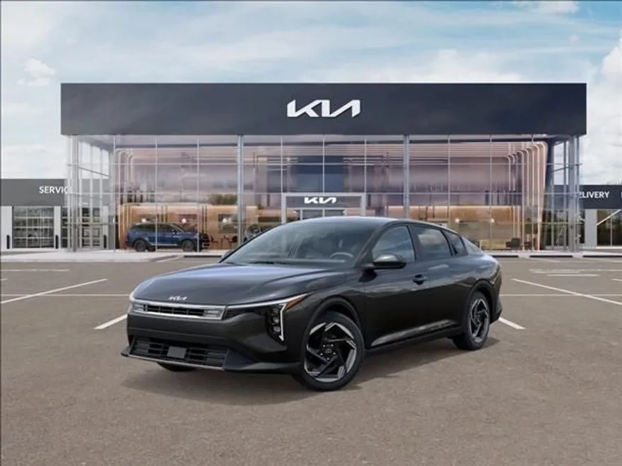 2025 Kia K4 EX photo 1