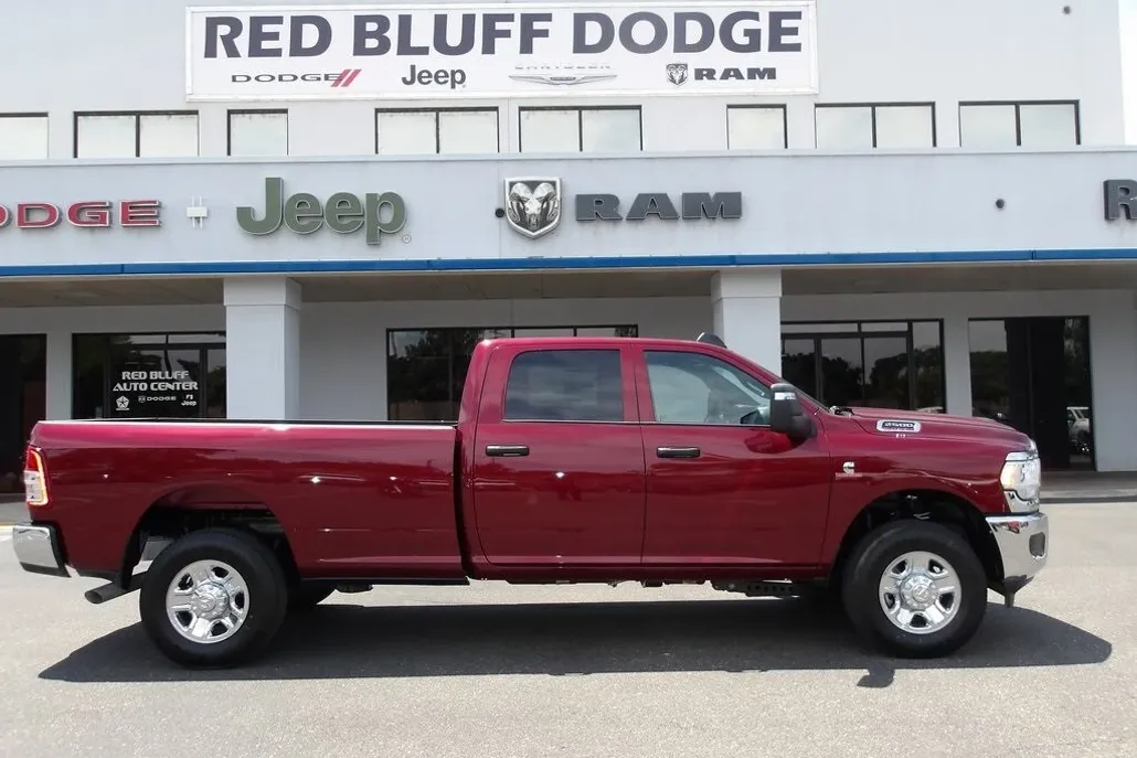 2024 Ram 2500 Tradesman photo 1