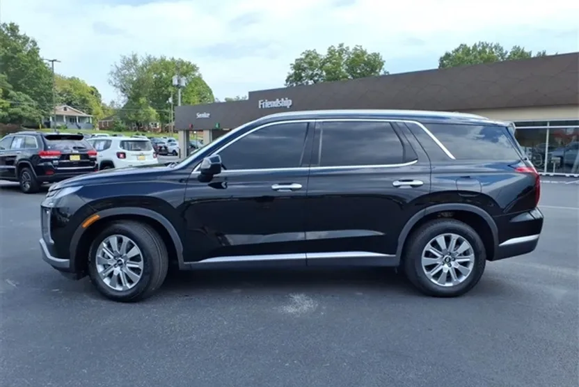 2023 Hyundai Palisade SEL photo 1