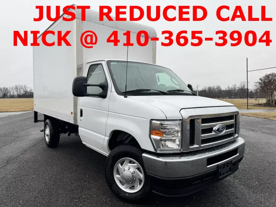 2025 Ford E-350 photo 1