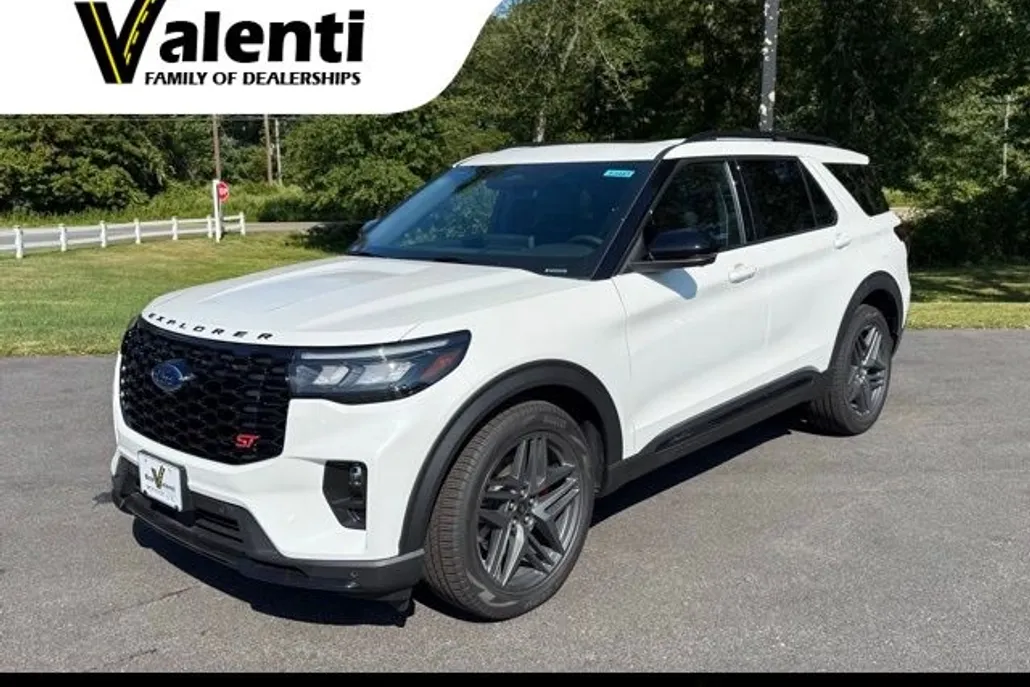 2025 Ford Explorer ST photo 1