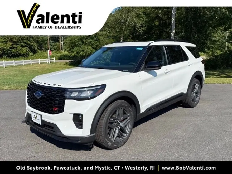 2025 Ford Explorer ST photo 1