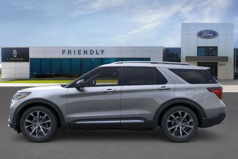 2025 Ford Explorer Platinum photo 1