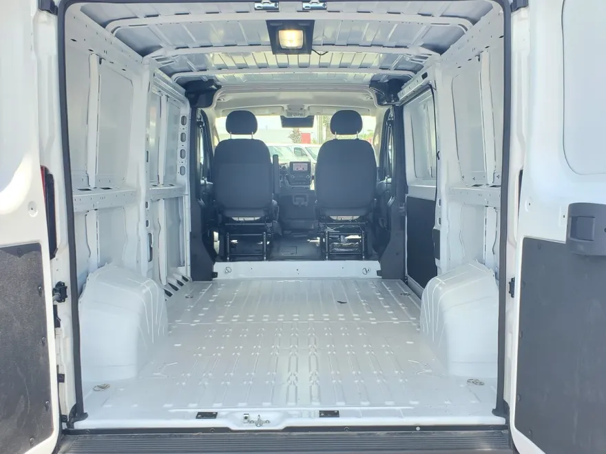 2024 Ram ProMaster 2500 Base Cargo Van photo 1