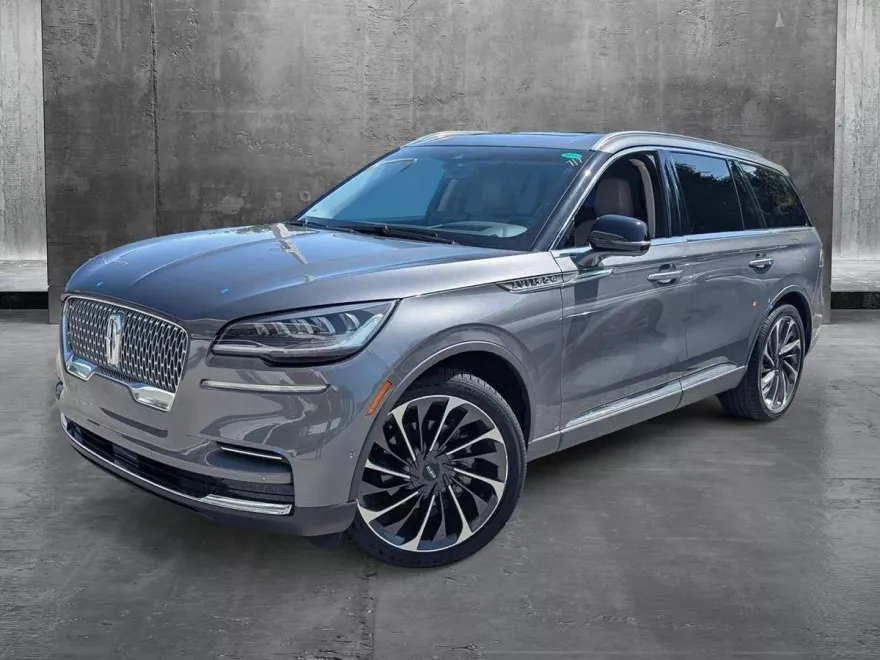 2022 Lincoln Aviator Reserve photo 1