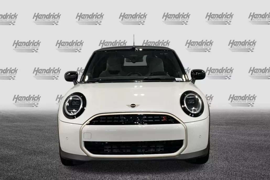 2025 Mini Cooper Convertible Signature photo 1