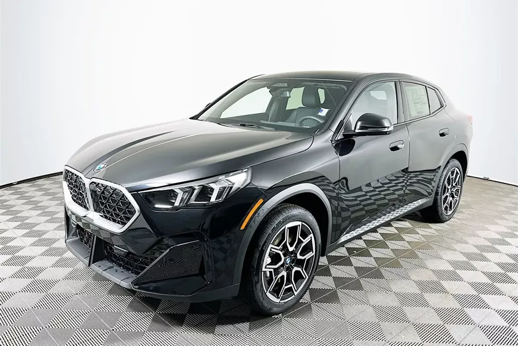2025 Bmw X2 xDrive28i photo 1