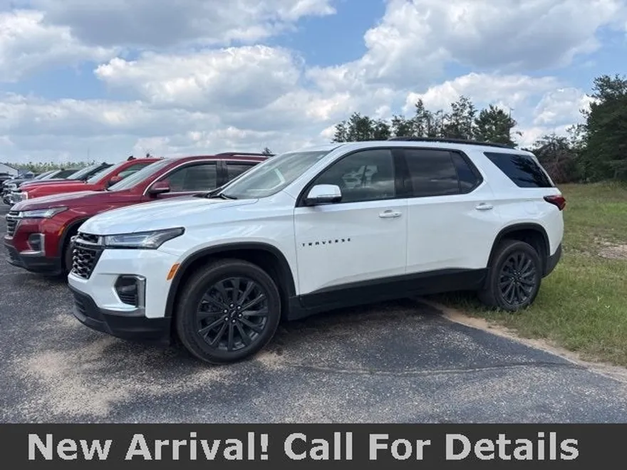 2023 Chevrolet Traverse RS photo 1