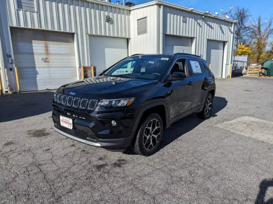 2025 Jeep Compass Limited photo 1
