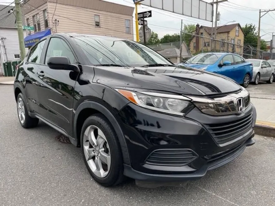 2019 Honda HR-V LX photo 1