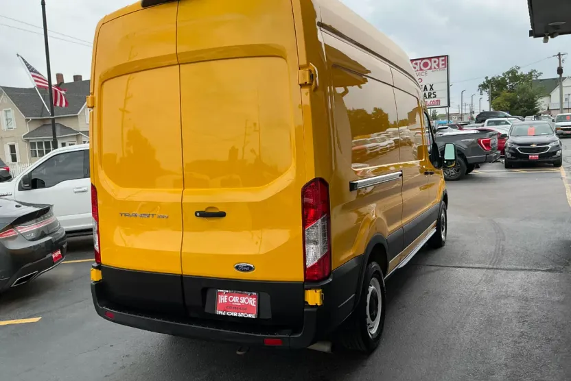 2021 Ford Transit Cargo Van photo 1