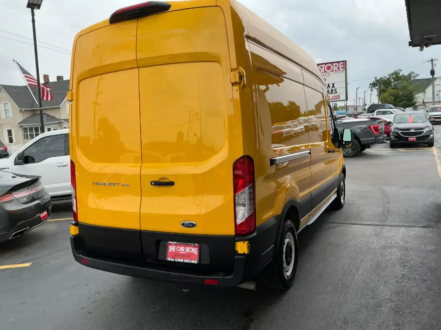 2021 Ford Transit Cargo Van photo 1
