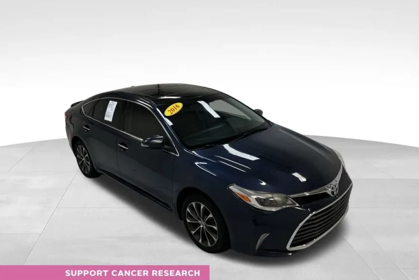 2016 Toyota Avalon Touring photo 1