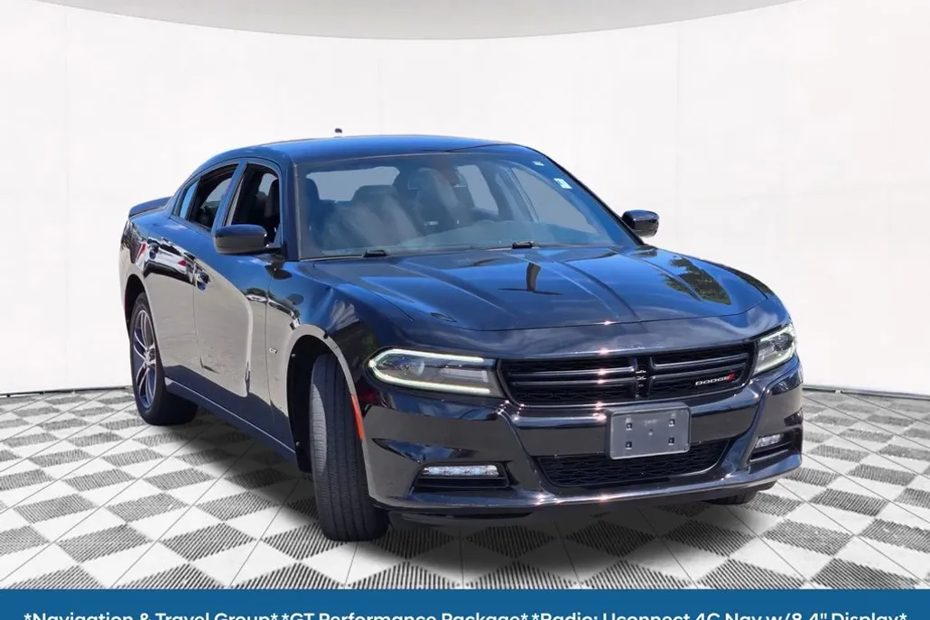2018 Dodge Charger GT photo 1