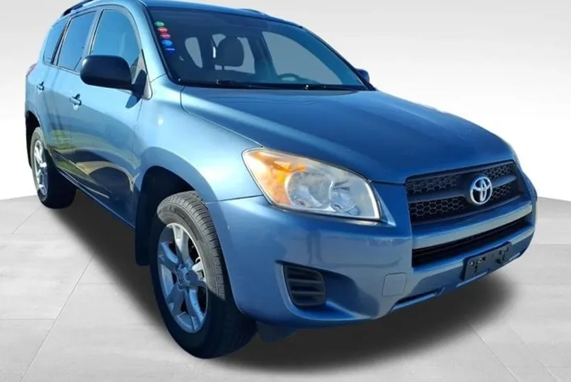 2011 Toyota RAV4 Base photo 1