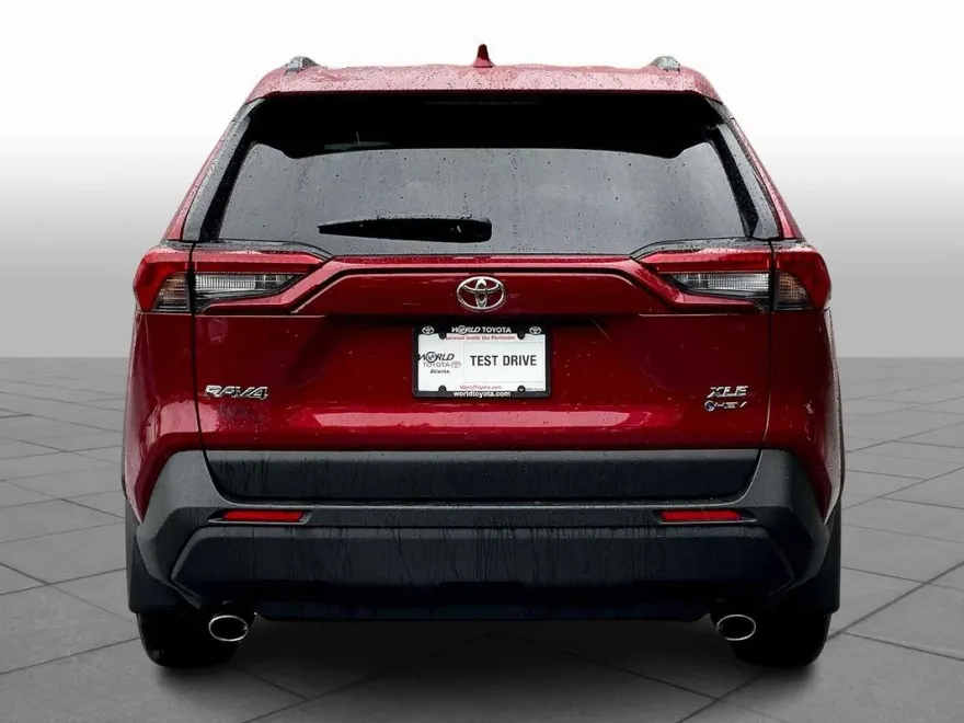 2025 Toyota RAV4 Hybrid XLE photo 1