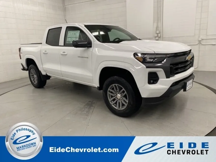 2026 Chevrolet Colorado LT photo 1
