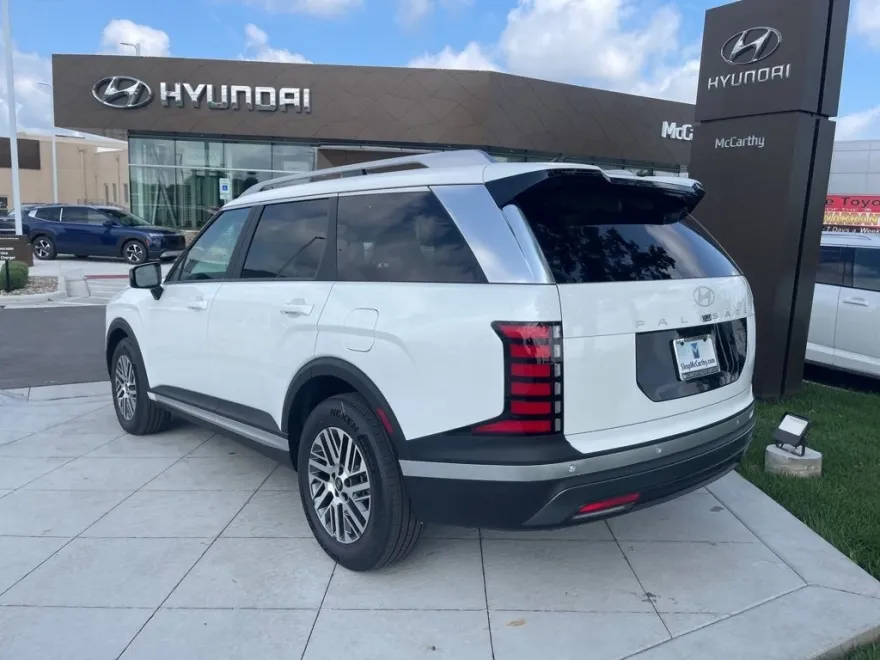 2026 Hyundai Palisade SEL photo 1