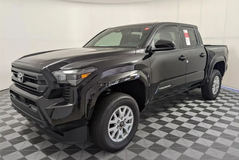 2025 Toyota Tacoma SR5 Double Cab photo 1