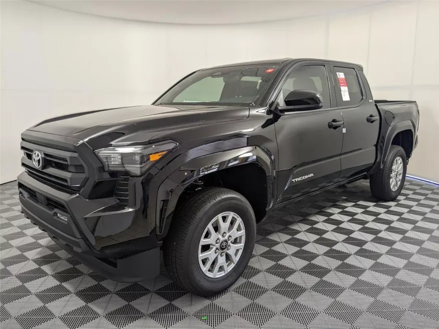2025 Toyota Tacoma SR5 Double Cab photo 1