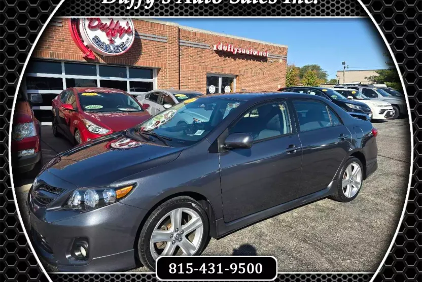 2013 Toyota Corolla LE Special Edition photo 1
