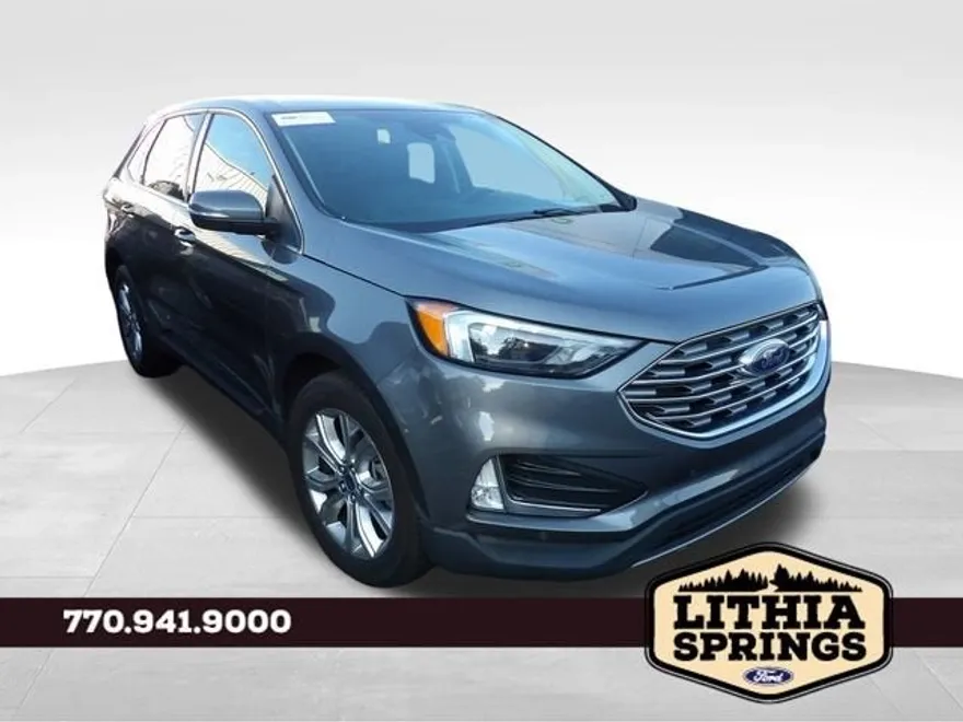 2022 Ford Edge Titanium photo 1