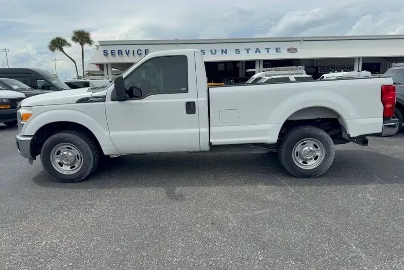 2016 Ford F-250 XL photo 1