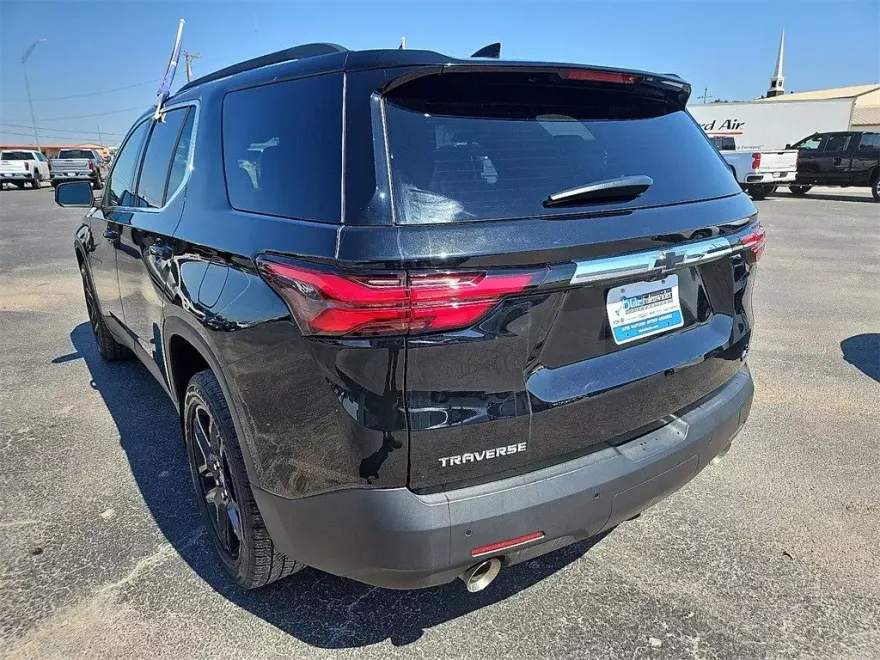 2022 Chevrolet Traverse Cloth photo 1