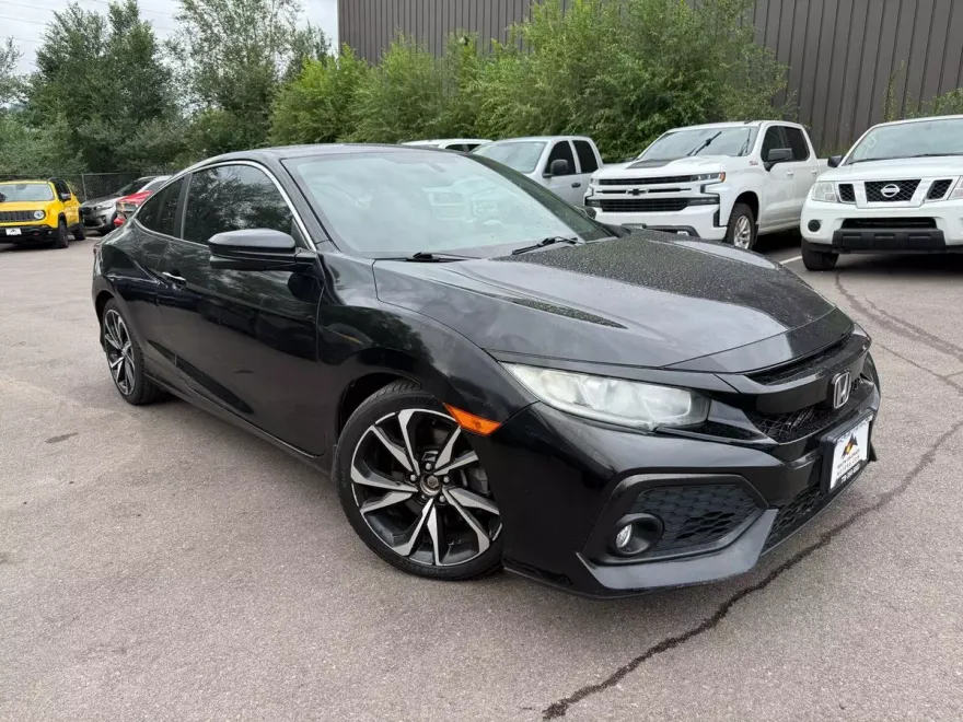 2018 Honda Civic Si photo 1
