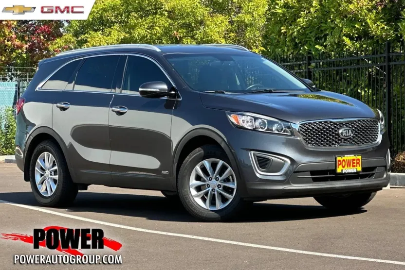 2018 Kia Sorento LX photo 1