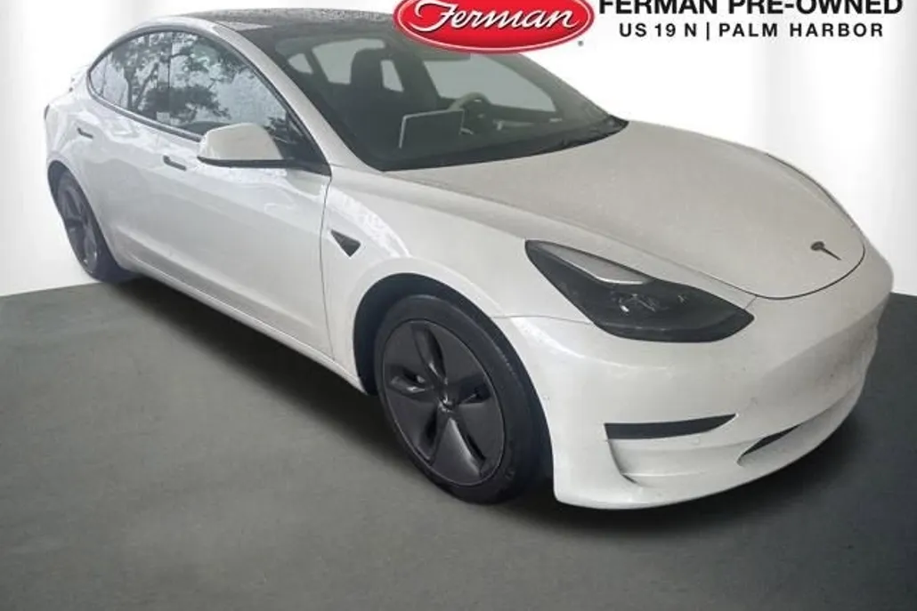 2021 Tesla Model 3 Standard Range Plus photo 1
