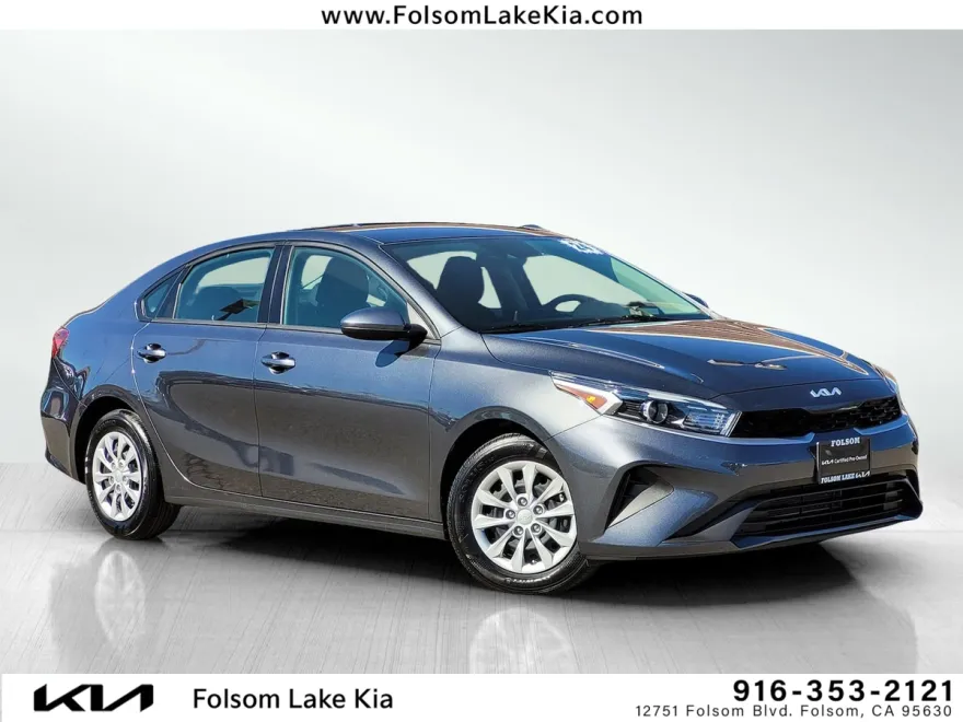 2024 Kia Forte LX photo 1