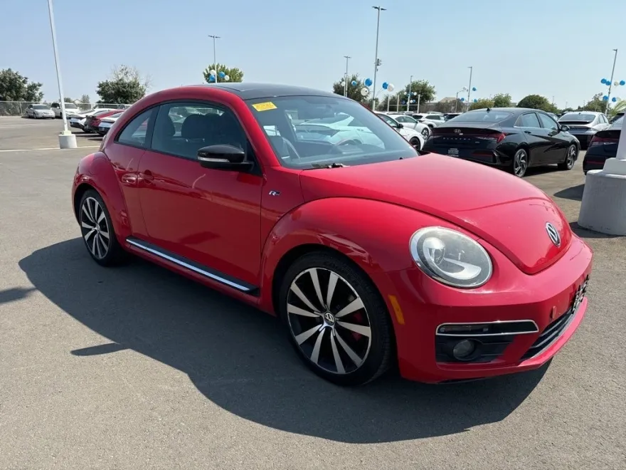 2014 Volkswagen Beetle R-Line photo 1