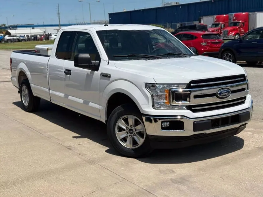 2018 Ford F-150 XLT photo 1