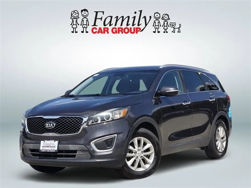 2016 Kia Sorento LX photo 1