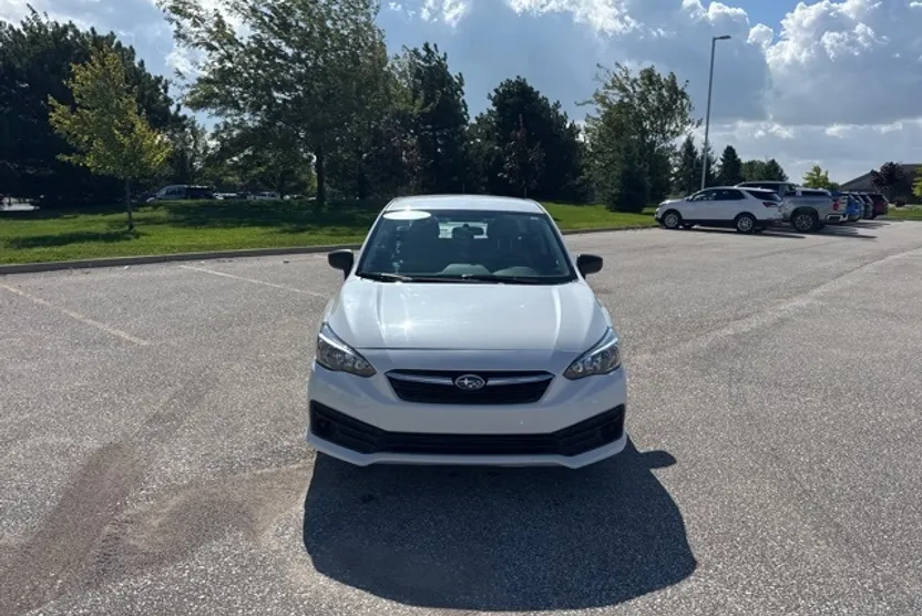 2022 Subaru Impreza Base photo 1