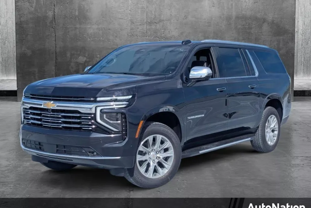 2025 Chevrolet Suburban Premier photo 1