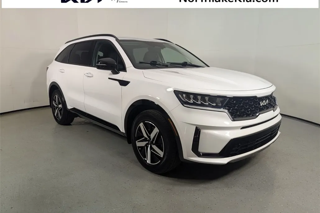 2023 Kia Sorento S photo 1