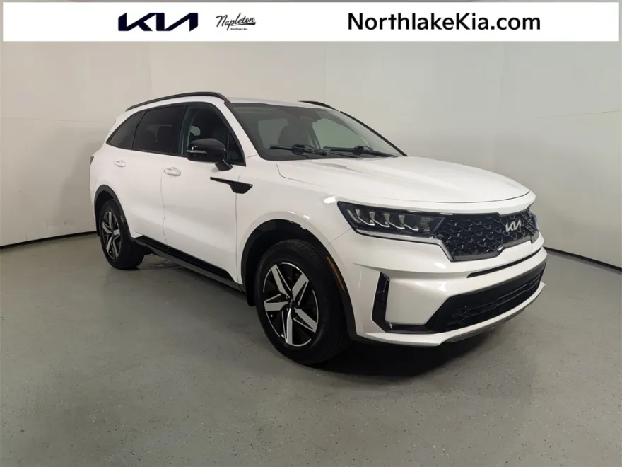 2023 Kia Sorento S photo 1