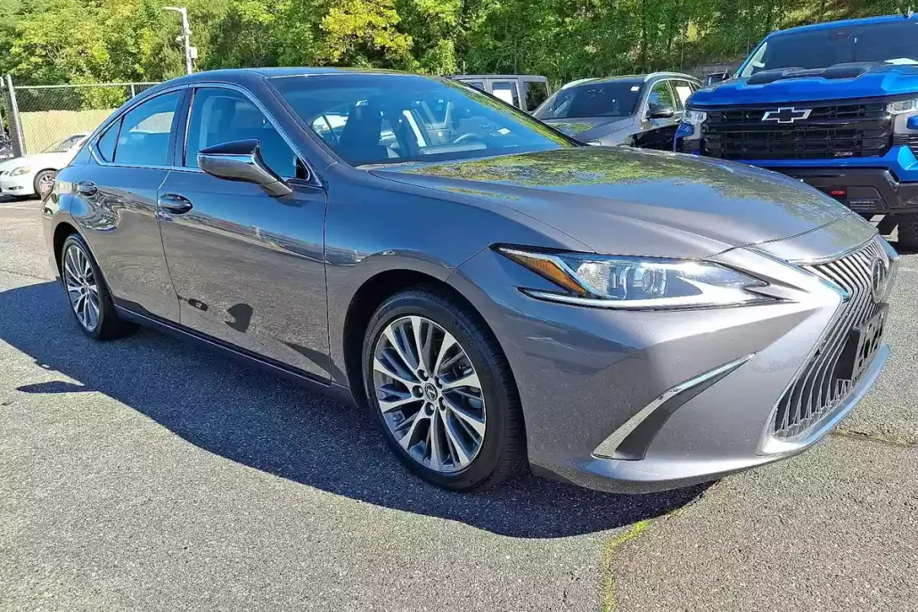2021 Lexus ES 350 photo 1