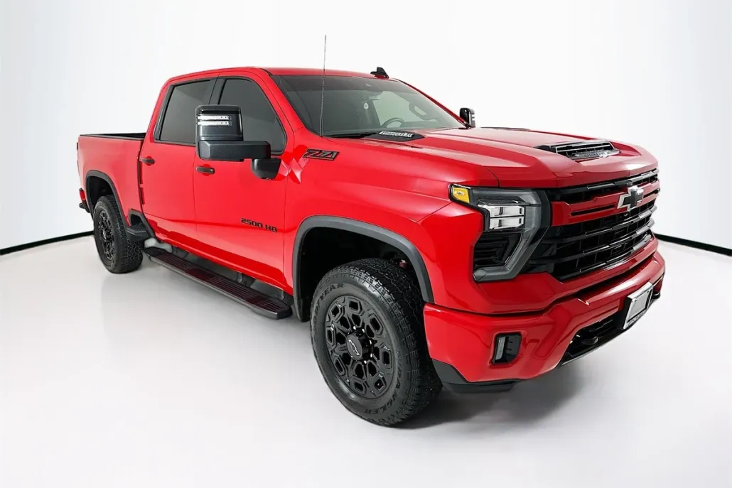 2024 Chevrolet Silverado 2500HD LT photo 1