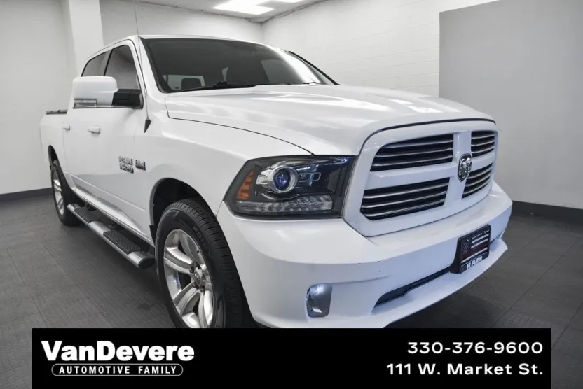 2016 Ram 1500 Sport photo 1