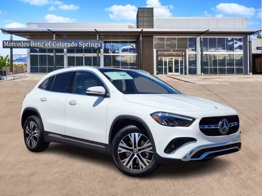 2025 Mercedes Benz GLA 250 4MATIC photo 1