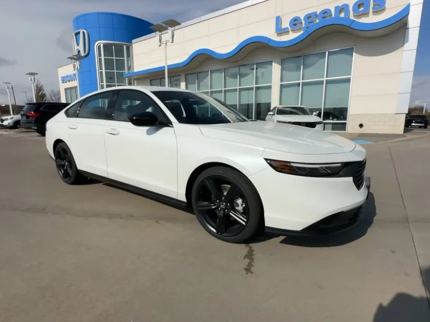 2025 Honda Accord Hybrid Sport photo 1