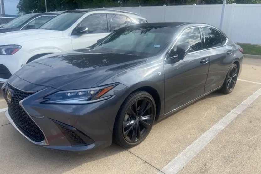 2022 Lexus ES 350 F SPORT photo 1