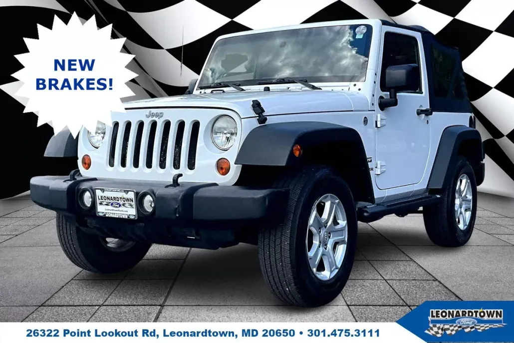 2013 Jeep Wrangler Sport photo 1