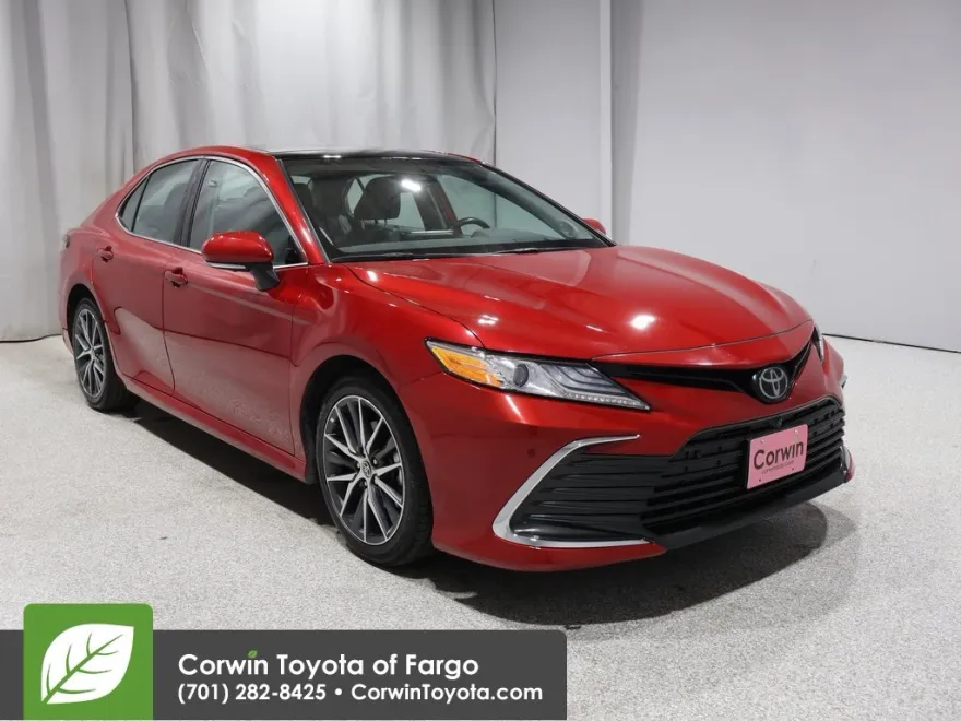 2024 Toyota Camry XLE photo 1