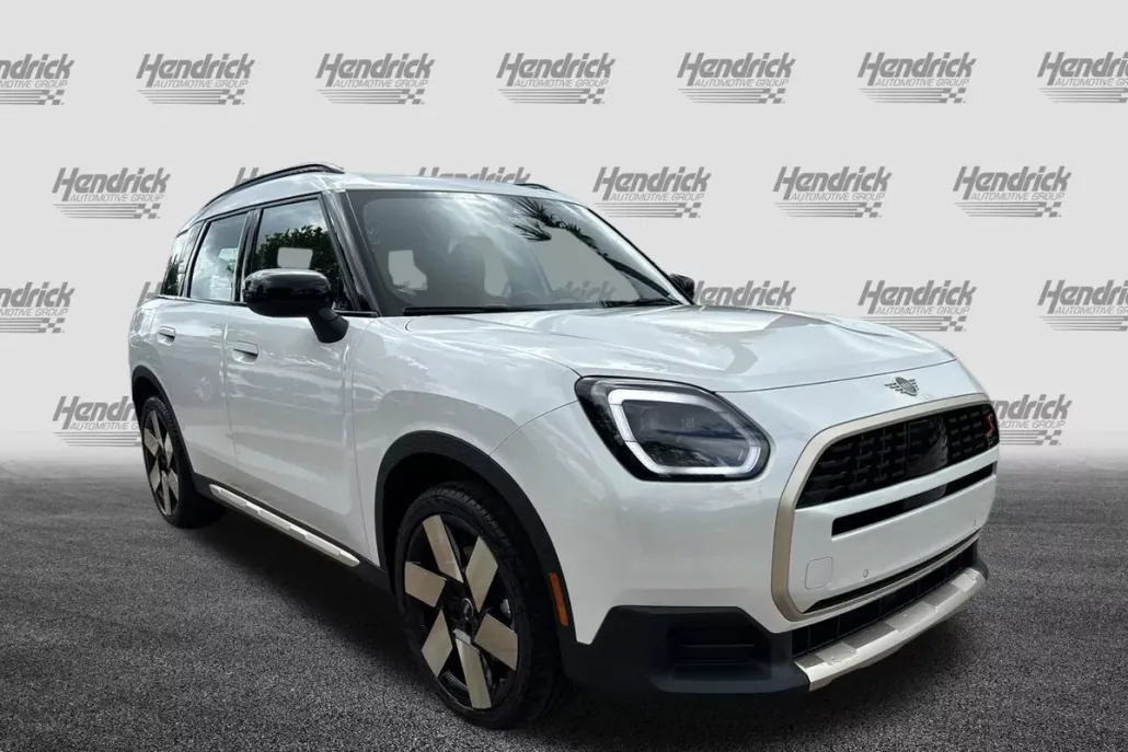 2025 Mini Countryman S ALL4 photo 1
