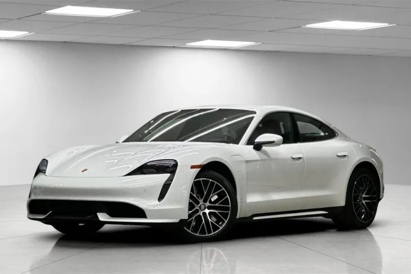 2023 Porsche Taycan Turbo photo 1