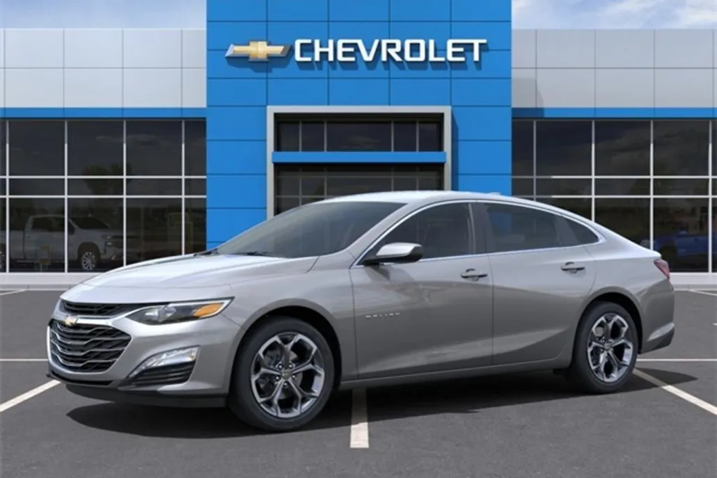2024 Chevrolet Malibu 1LT photo 1